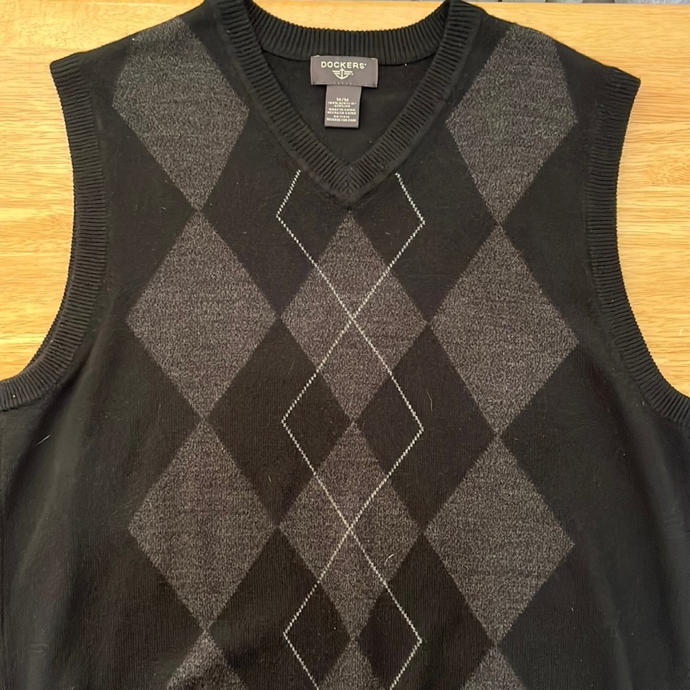 Men’s sweater vest